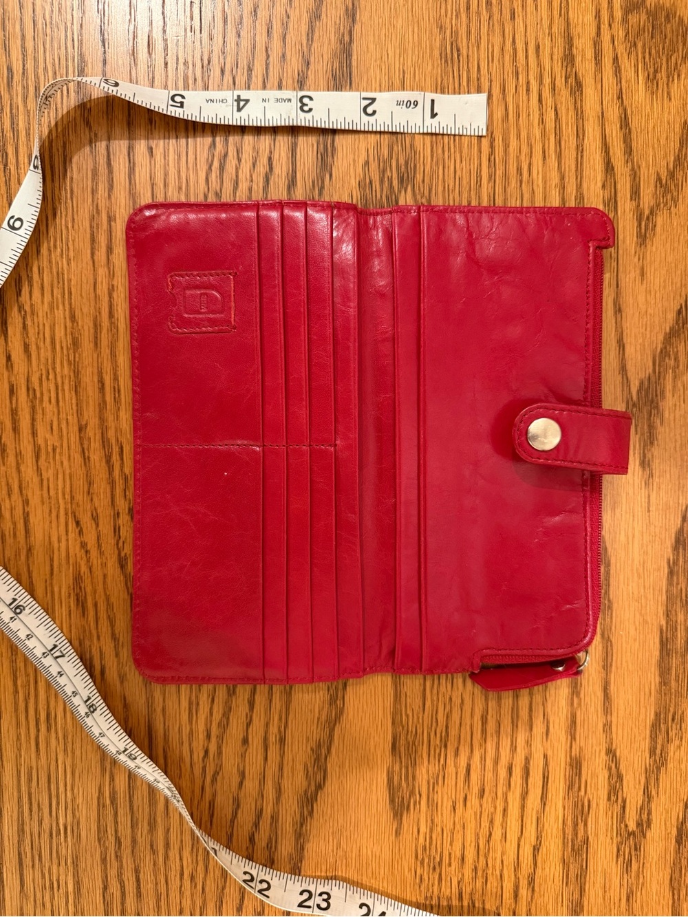 Red wallet, multi functional - Picture 3 of 8